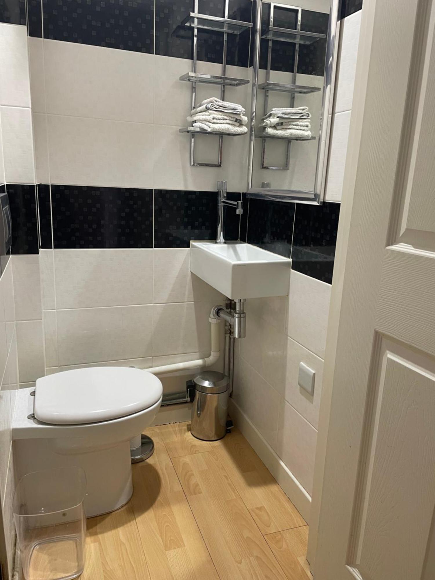 London Fulham 2 Double Bedrooms, 4 People Flat Buitenkant foto